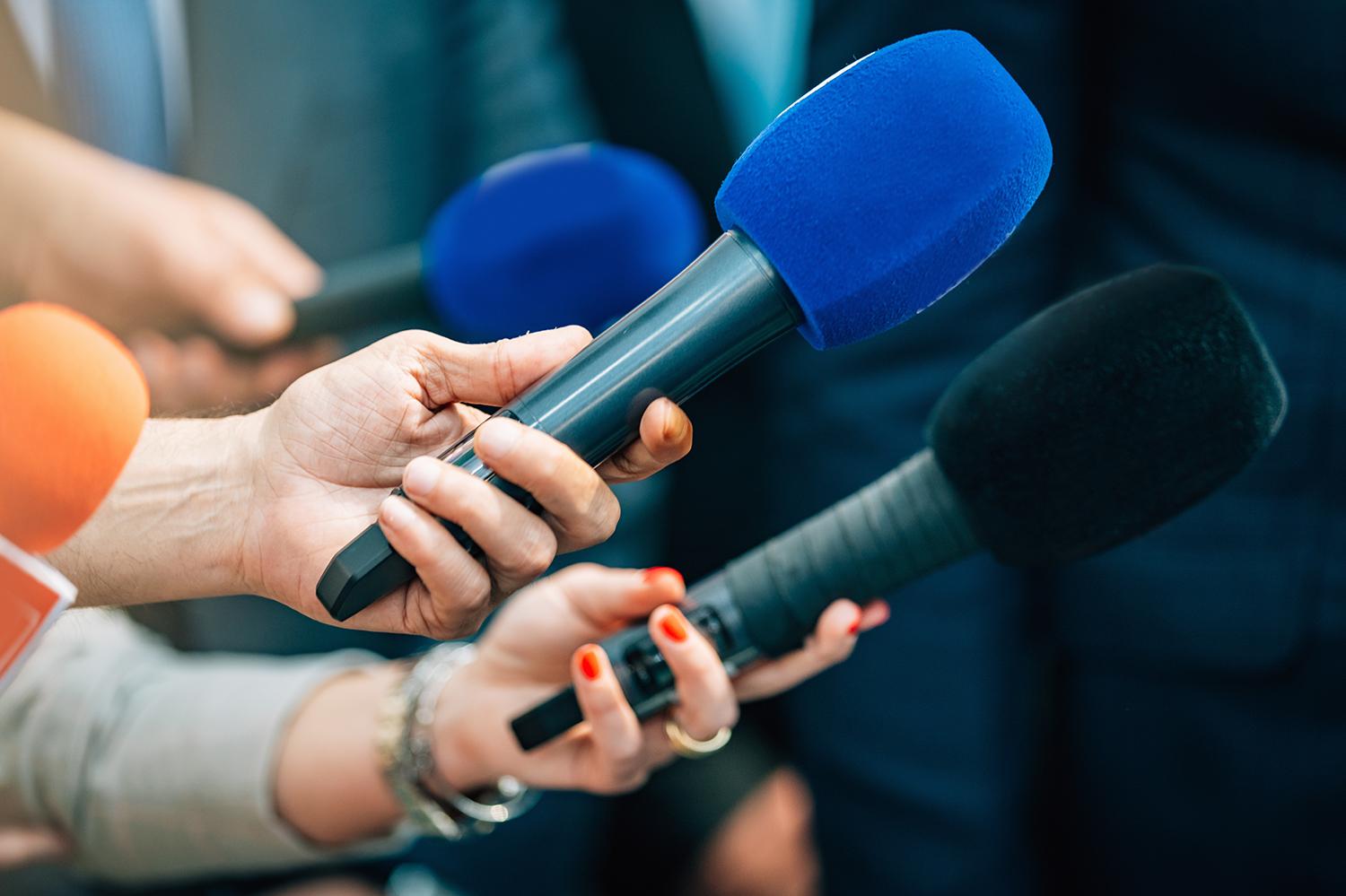 Aperturismo y entrevistas a los árbitros